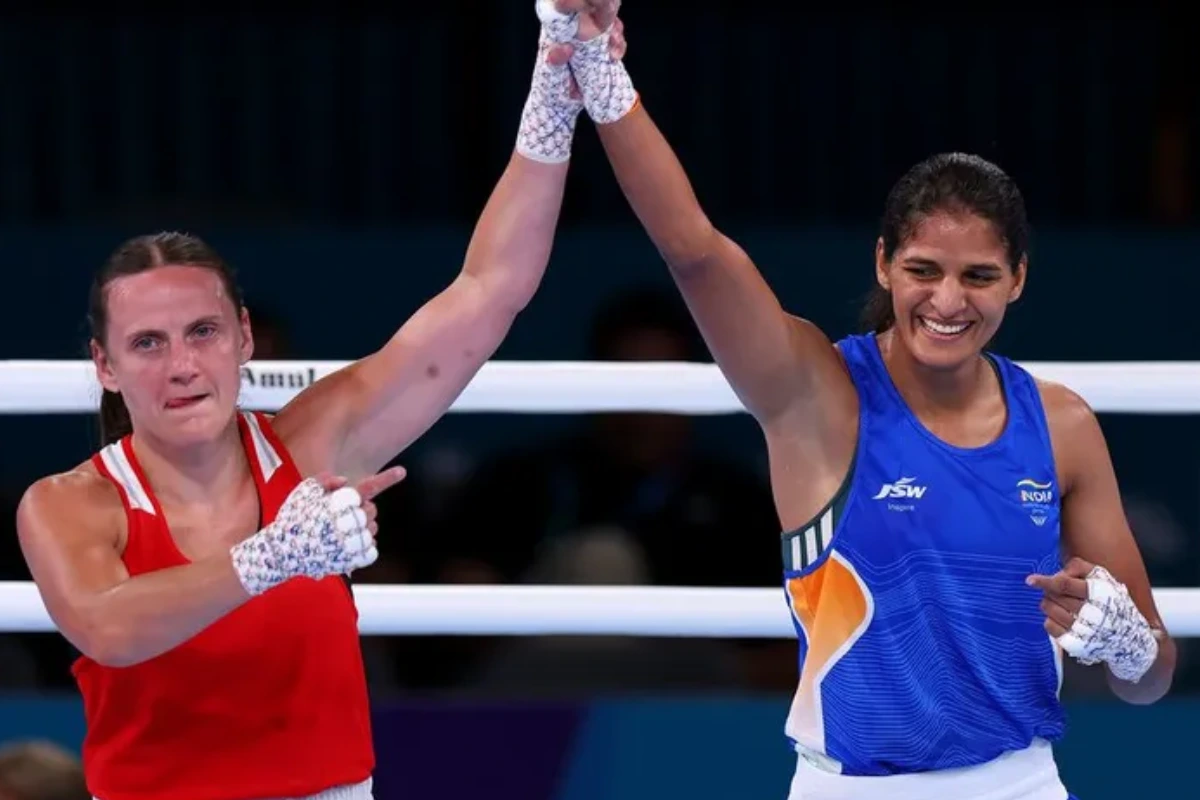 Jaismine Lamboria celebrates after winning boxing gold for India at Commonwealth Games 2026